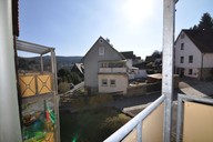 Vermietung 4 Zimmerwohnung Benshausen Ausblick Balkon