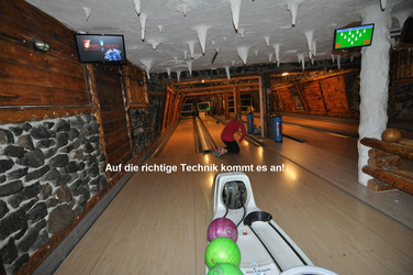 bowling-2014-002.jpg